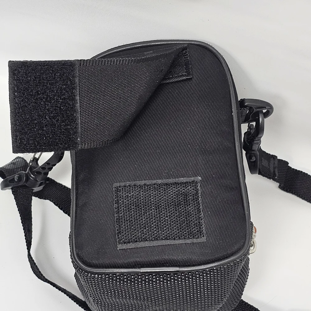 Swiss Gear Vintage Camera Case by Wenger, Belt, Shoulder, or Neck AdjStrap, EUC